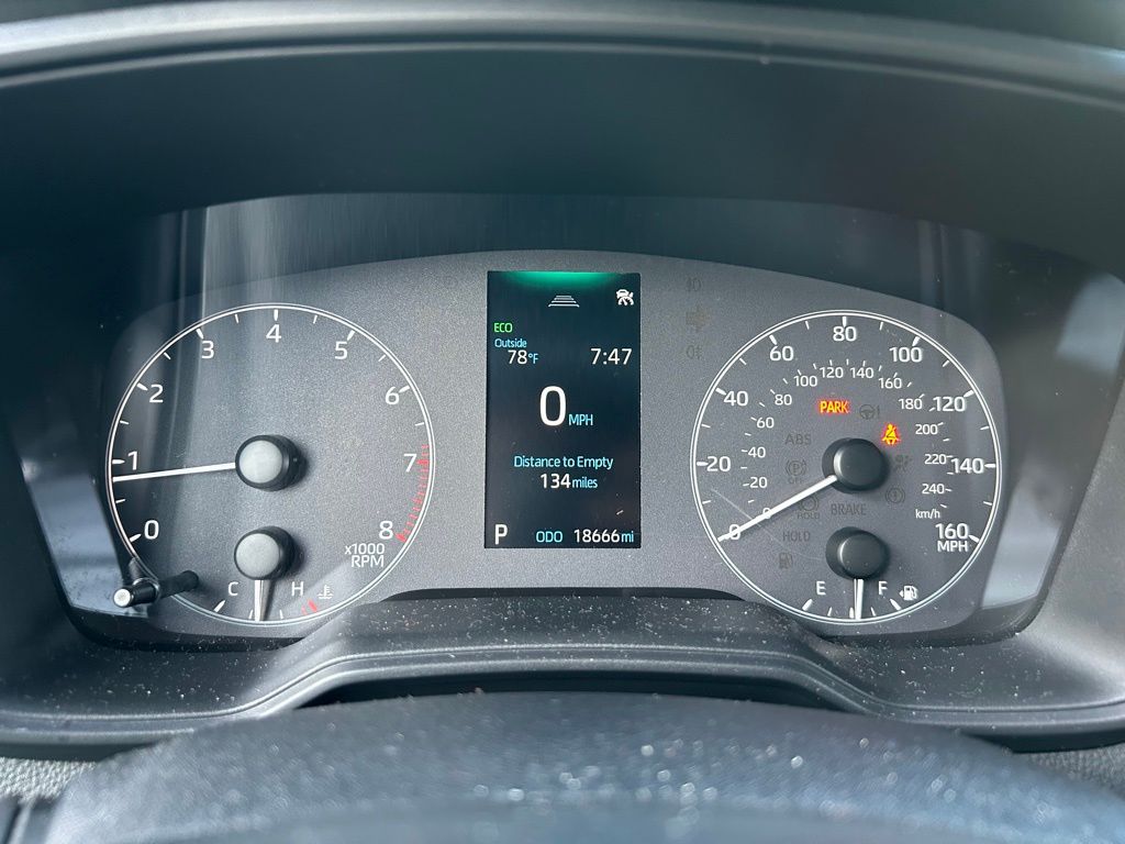 2023 Toyota Corolla SE 22