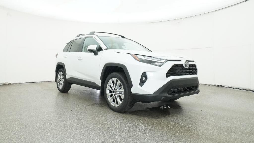 Thumbnail: 2025 Toyota RAV4 - 20