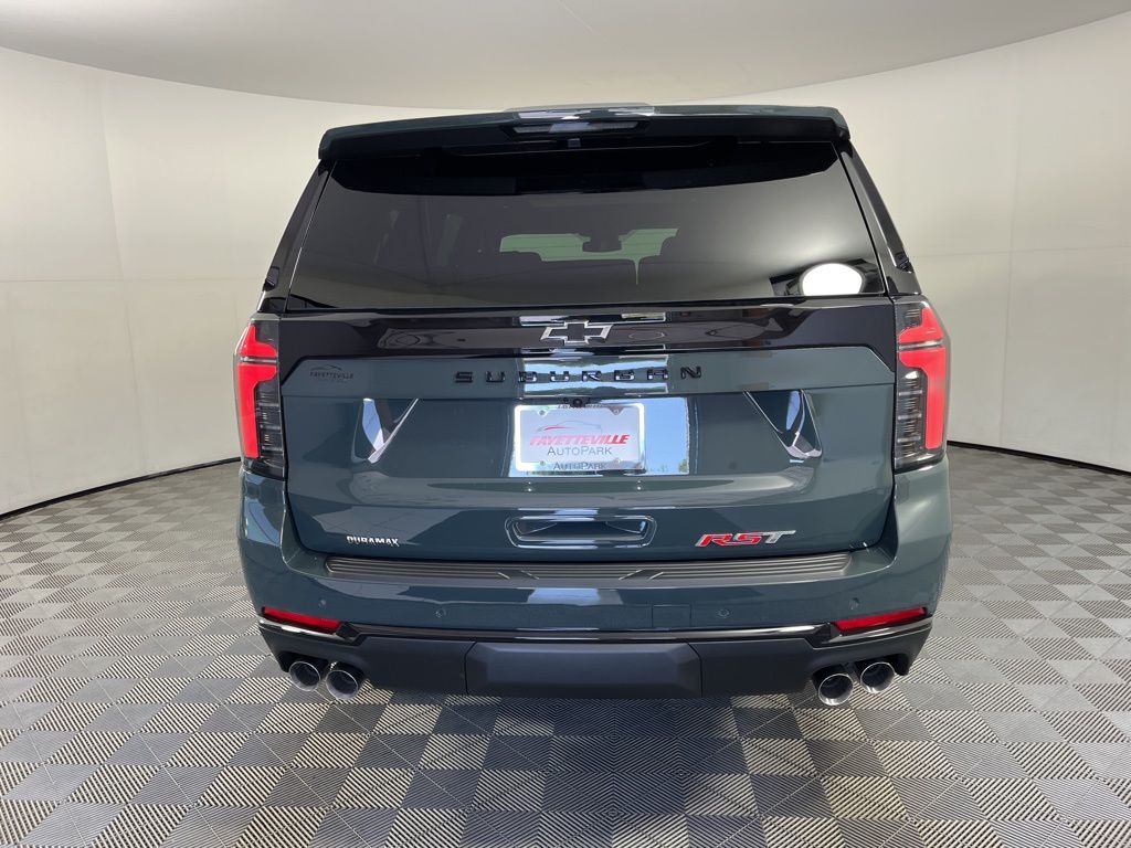 2025 Chevrolet Suburban RST 4