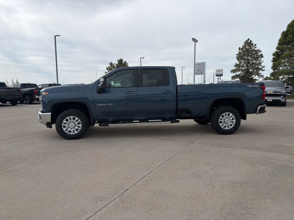 ChevroletSilverado 3500HD2