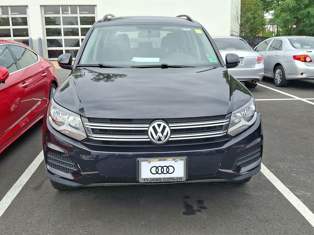 Thumbnail: 2018 Volkswagen Tiguan - 2
