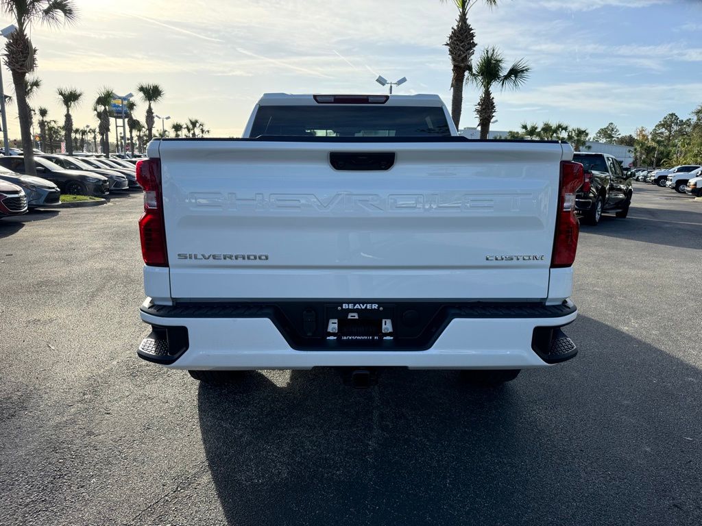 2024 Chevrolet Silverado 1500 Custom 7