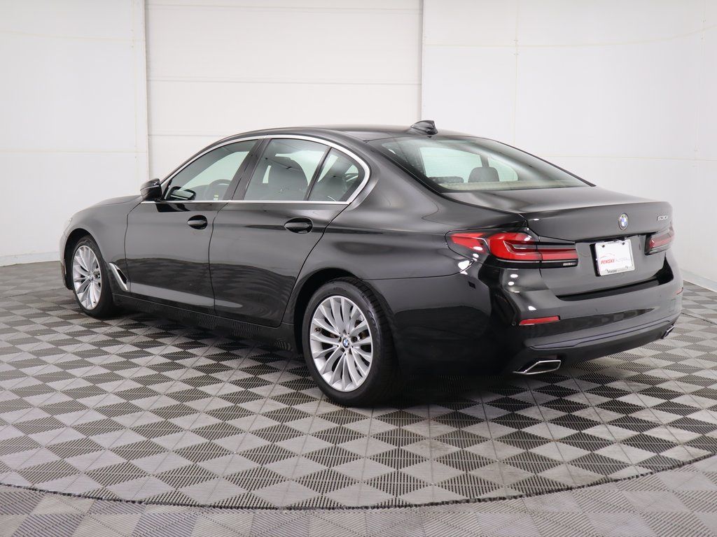 Thumbnail: 2021 BMW 5 Series - 7