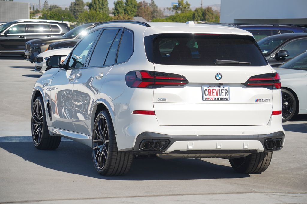 2025 BMW X5 M60i 7