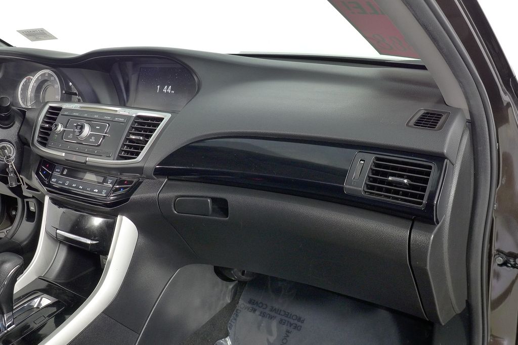 Thumbnail: 2016 Honda Accord - 14