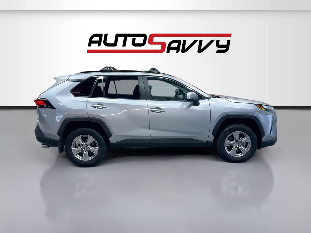 Used 2025 Silver Sky Metallic Toyota XLE image 8