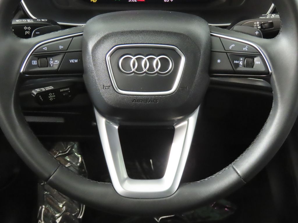 Thumbnail: 2025 Audi Q3 - 15