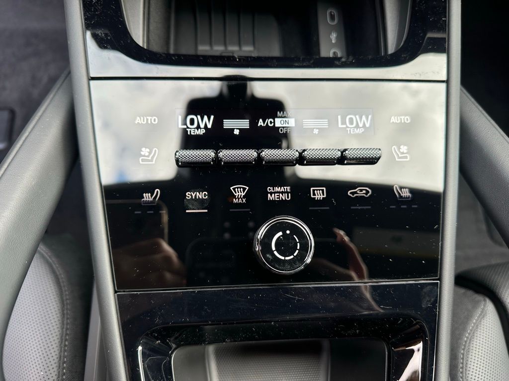 Thumbnail: 2026 Porsche  - 27