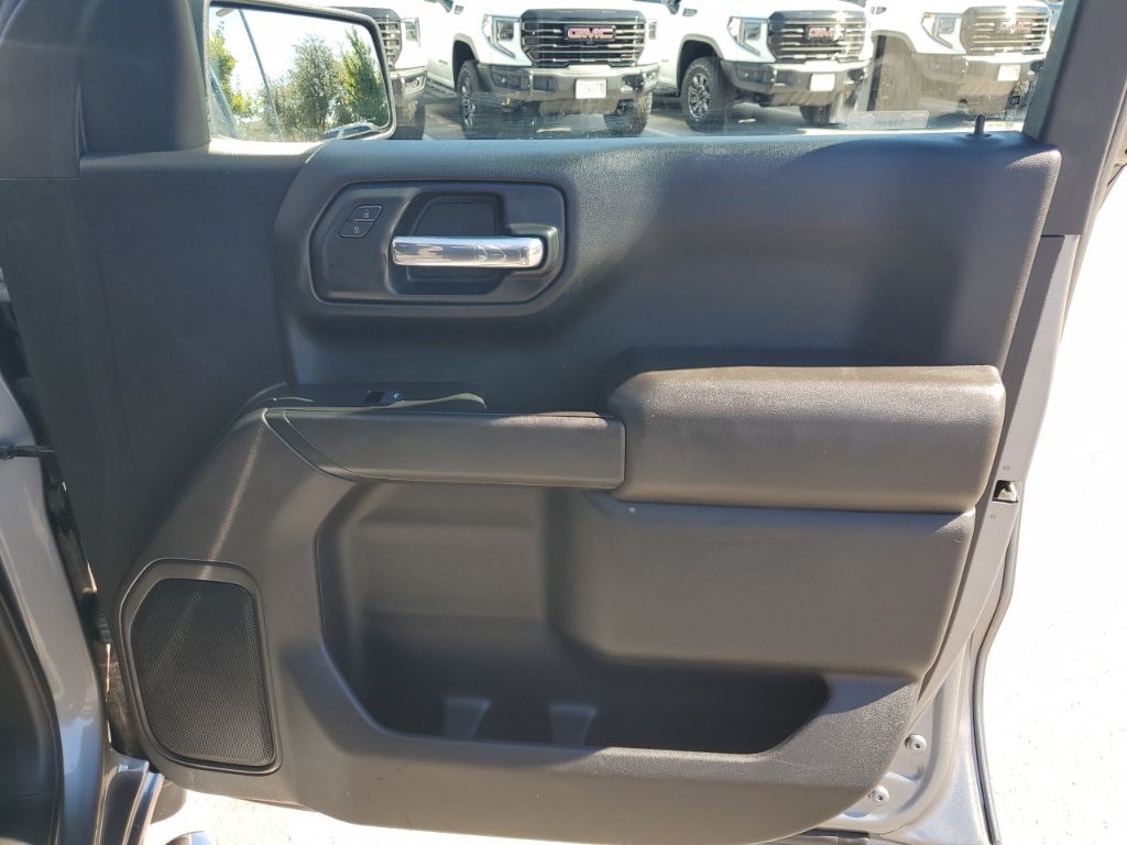 Used Car 2020 Chevrolet Silverado 1500  Custom For Sale Under $30,000 In Austin, Texas