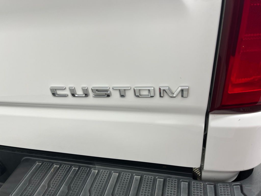 Thumbnail: 2020 Chevrolet Silverado 1500 - 3