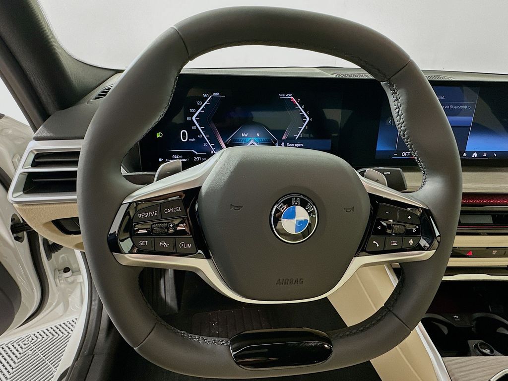 Thumbnail: 2025 BMW 3 Series - 11