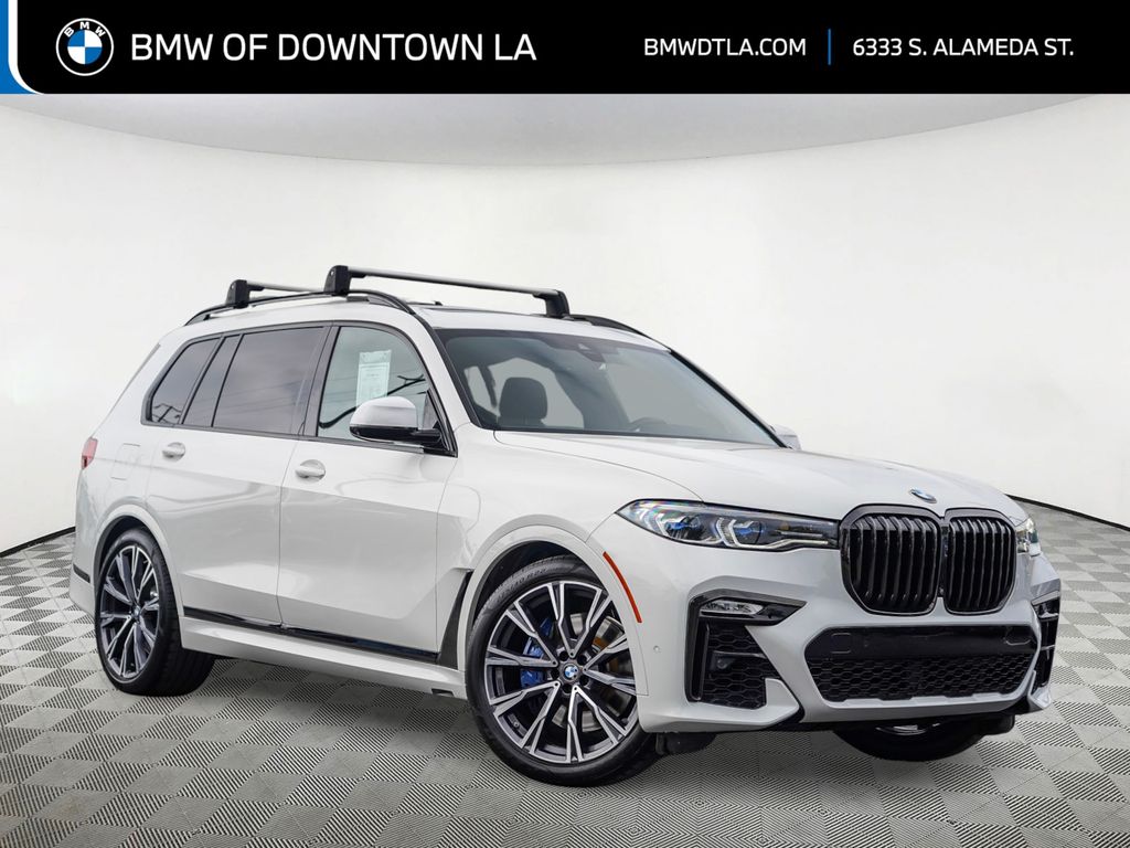 2021 BMW X7 M50i 1