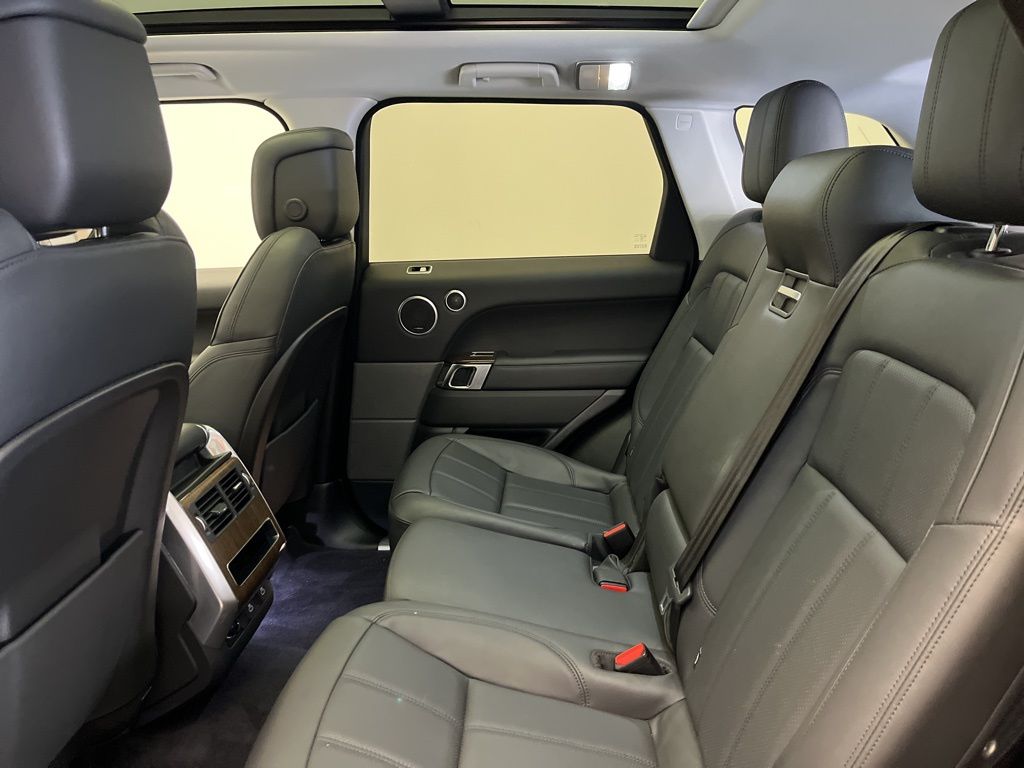 Thumbnail: 2022 Land Rover Range Rover Sport - 24