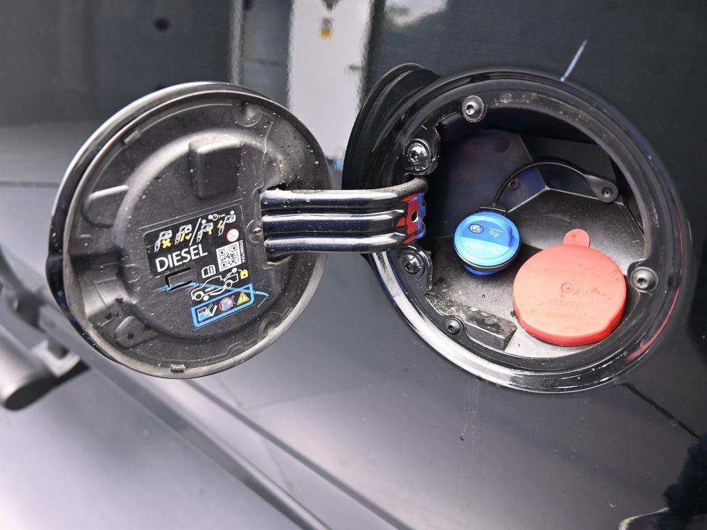 New 2026 Diamond Black Crystal Pearlcoat Ram Tradesman image 33