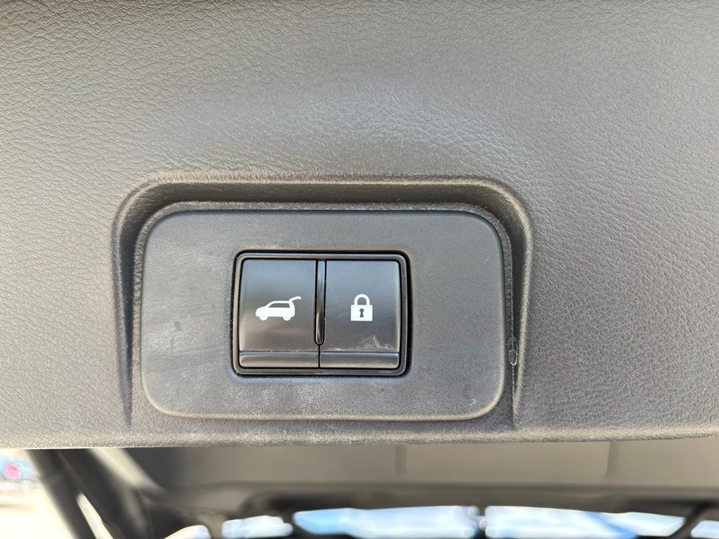 Used 2023 Nissan Rogue SUV