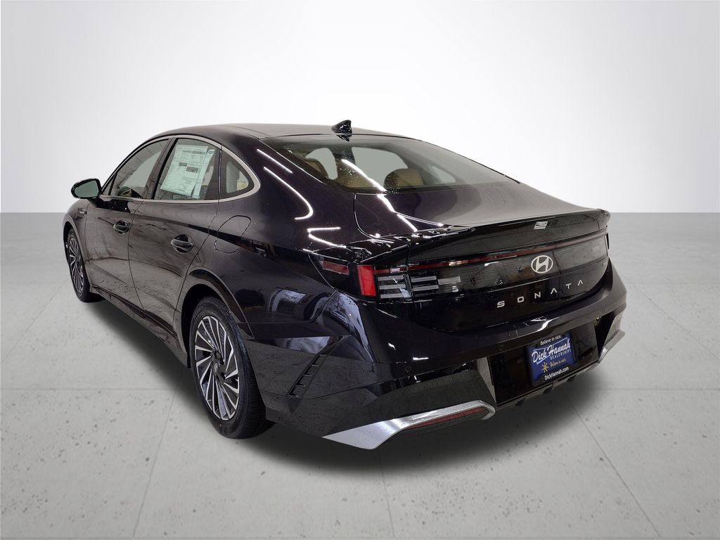 2026 Hyundai Sonata Hybrid Limited