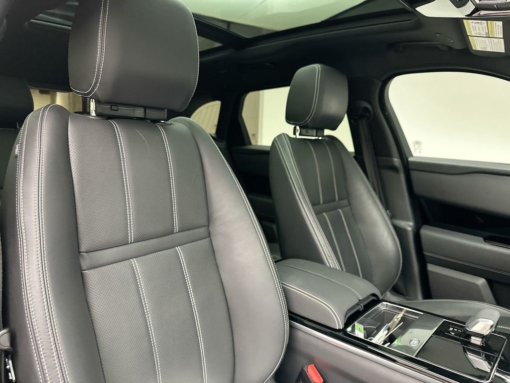 Thumbnail: 2023 Land Rover Range Rover Velar - 6