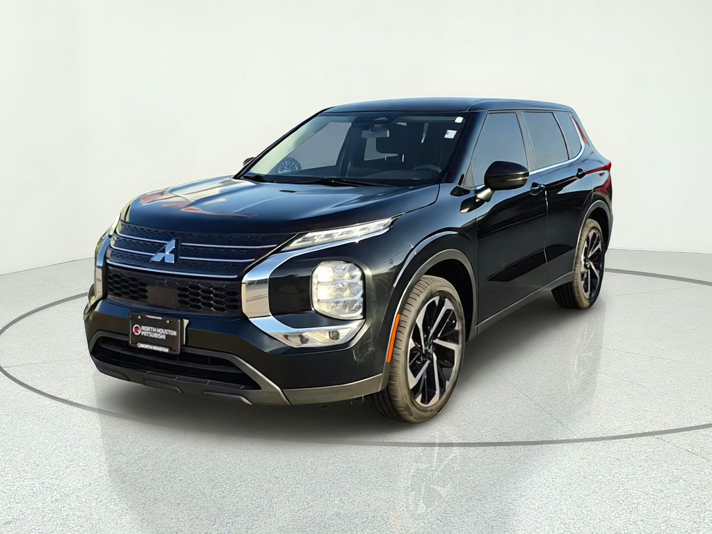 2022 Mitsubishi Outlander ES Black at DeMontrond Automotive Group