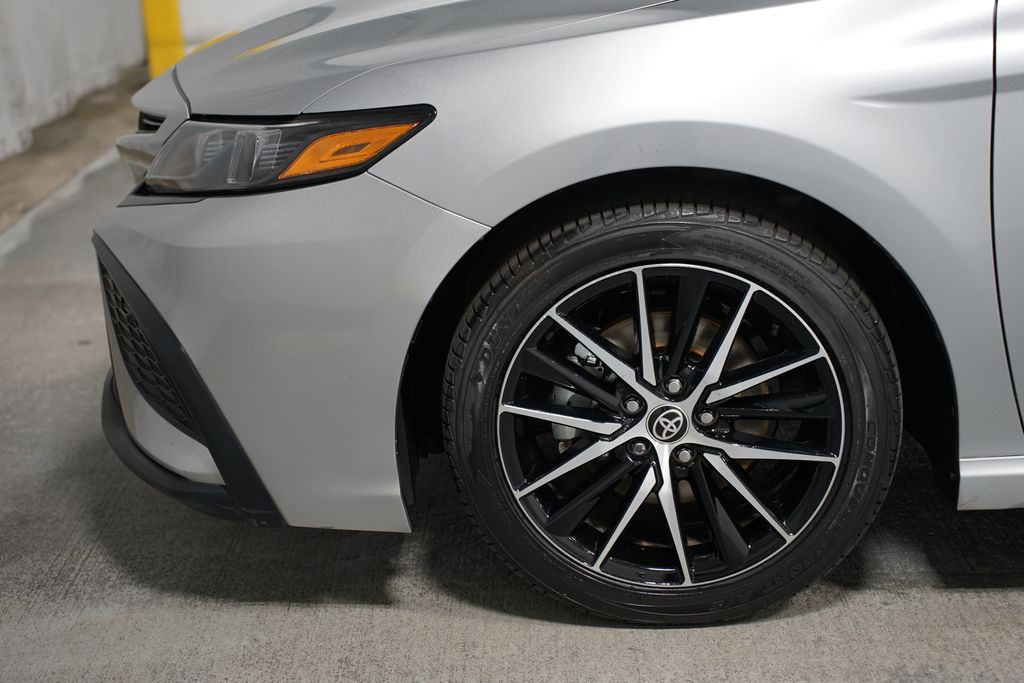 2023 Toyota Camry SE 5