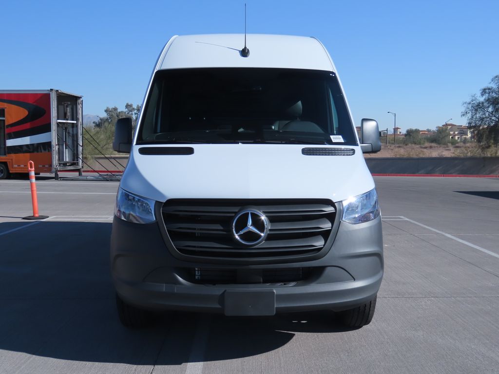 2025 Mercedes-Benz Sprinter 2500 2