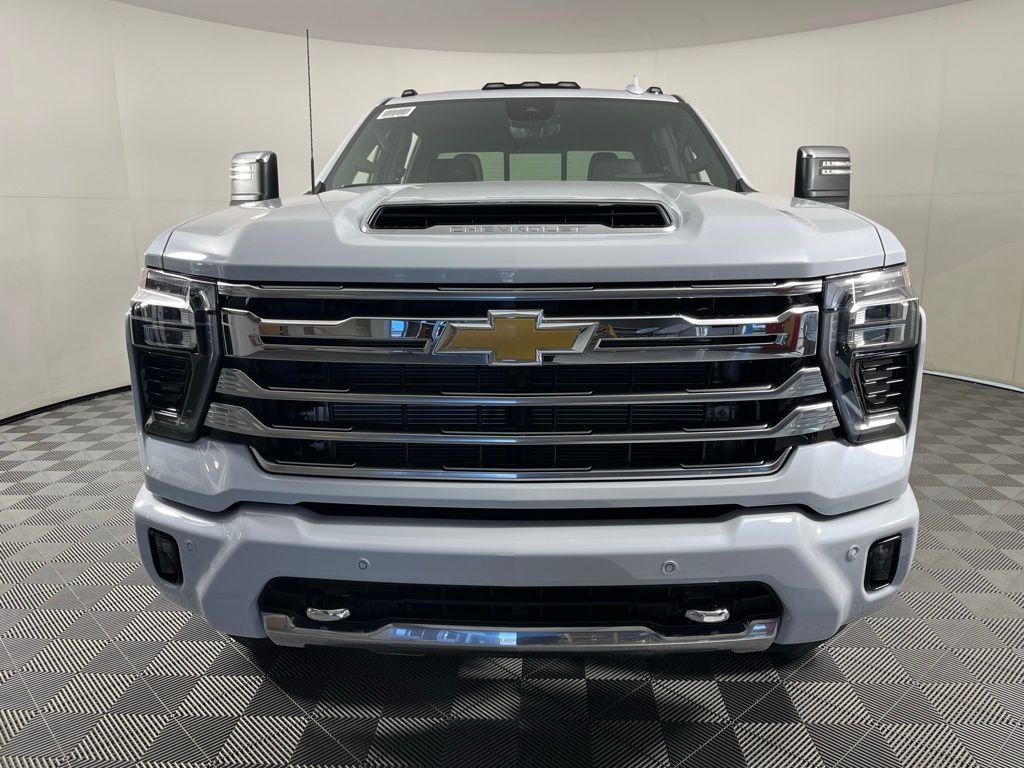 Thumbnail: 2026 Chevrolet Silverado 3500 - 7