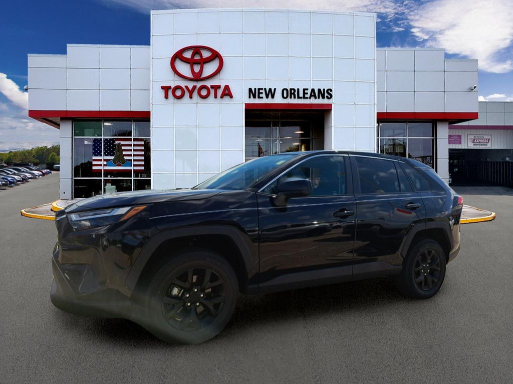 2025 Toyota RAV4 LE