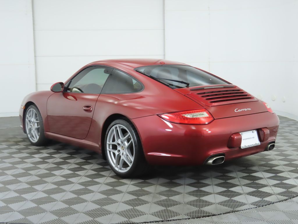 Thumbnail: 2011 Porsche 911 - 3