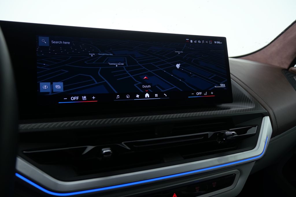 2025 BMW XM  29