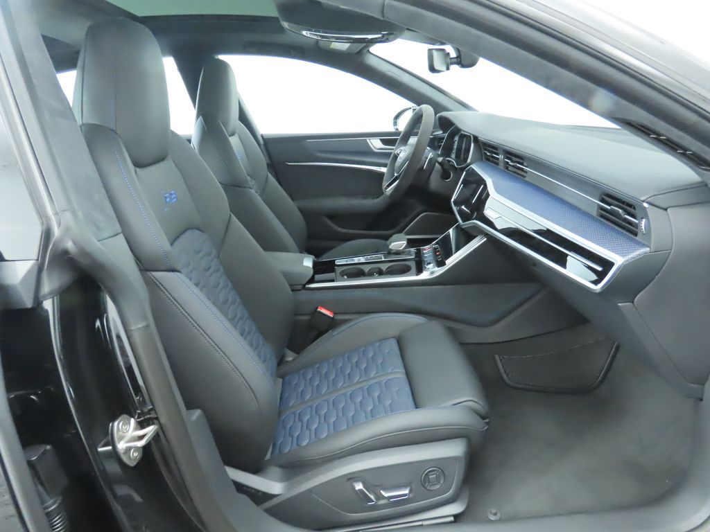 Thumbnail: 2025 Audi RS 7 - 22