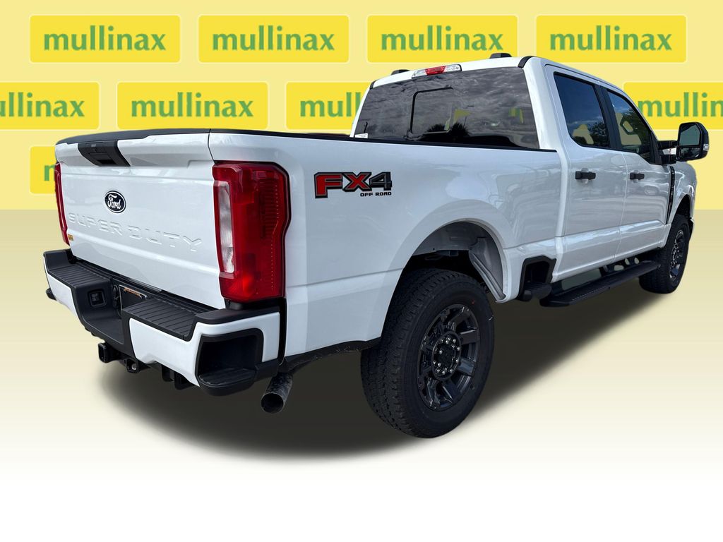 2027 Ford Super Duty F-250 SRW 4X4 Truck
