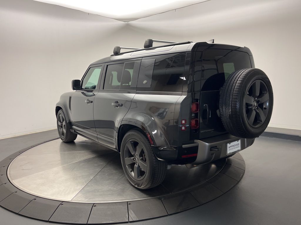 Thumbnail: 2023 Land Rover Defender - 3
