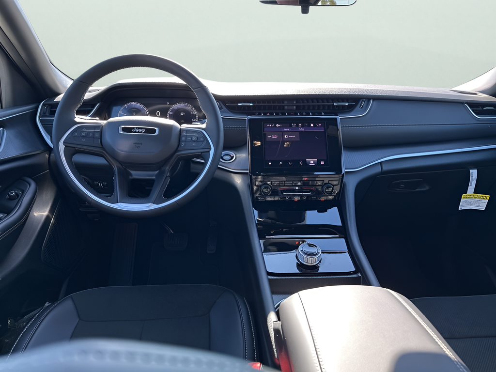 New Car 2025 Jeep Grand Cherokee  For Sale Under $40,000 In Austin, Texas