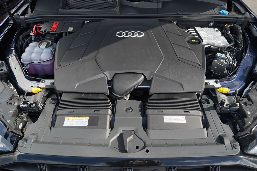 Thumbnail: 2026 Audi Q7 - 12