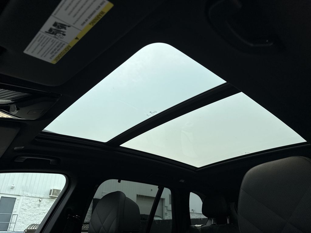 Thumbnail: 2024 BMW X5 - 9