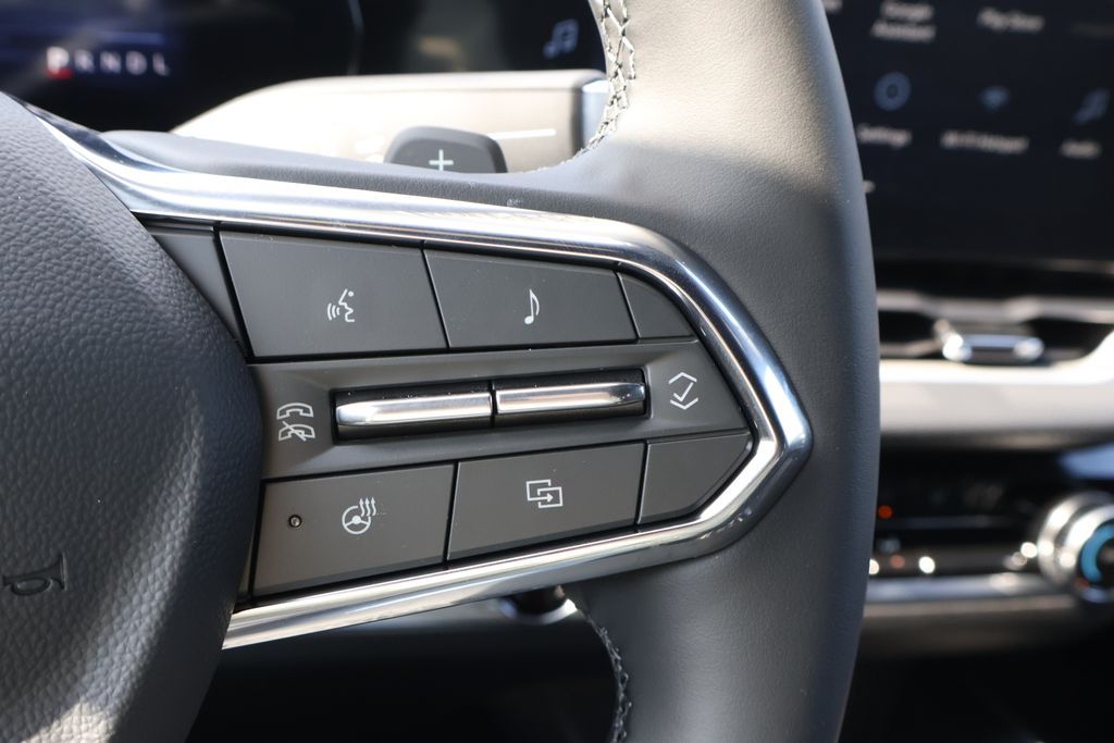 Thumbnail: 2027 Chevrolet Equinox - 23