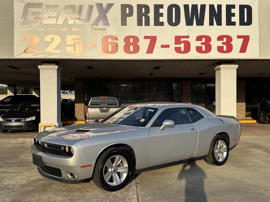 2023 Dodge Challenger SXT RWD