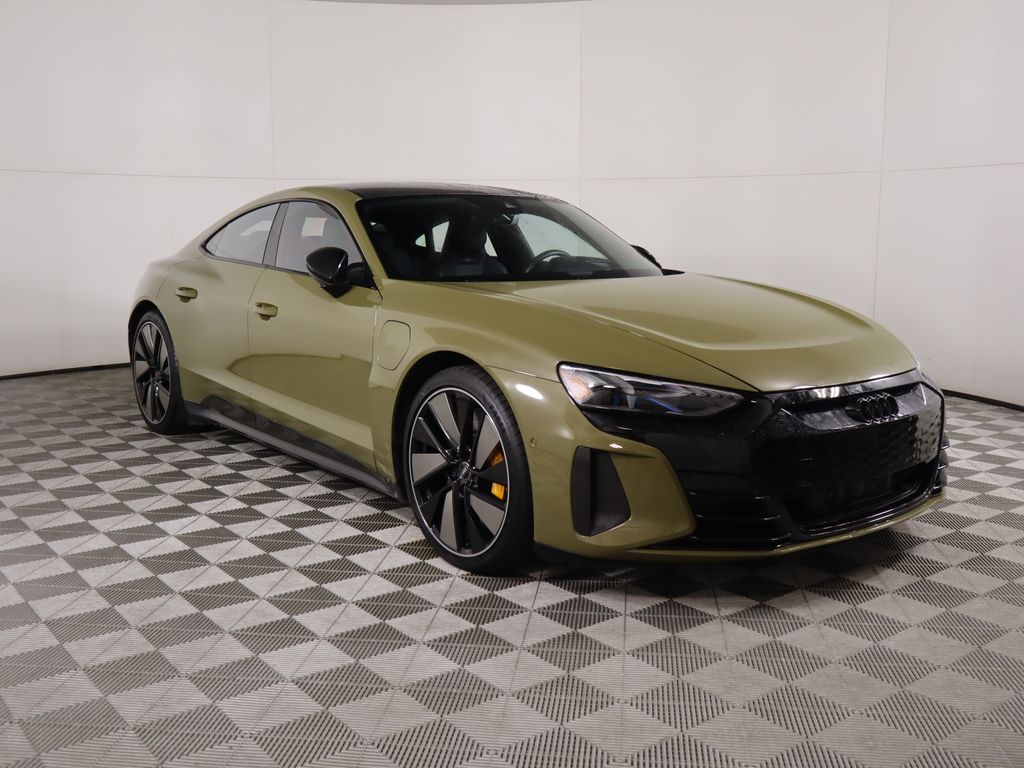 Thumbnail: 2022 Audi RS e-tron GT - 3