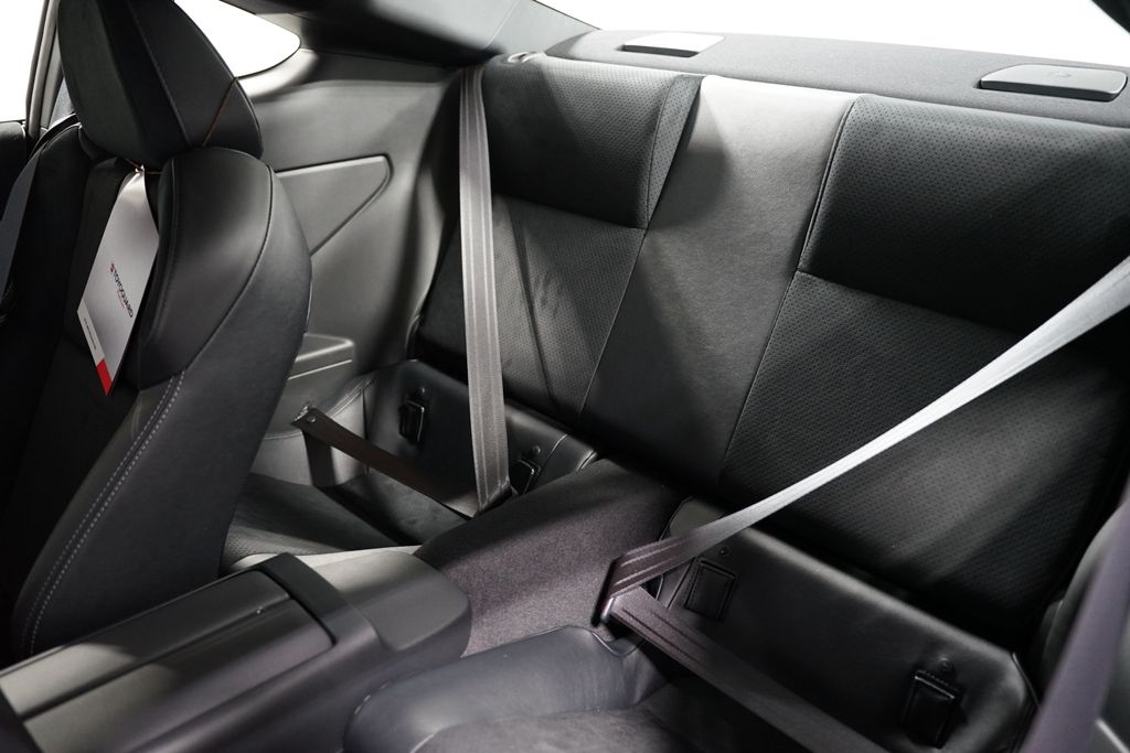 2025 Toyota GR86 Premium 27