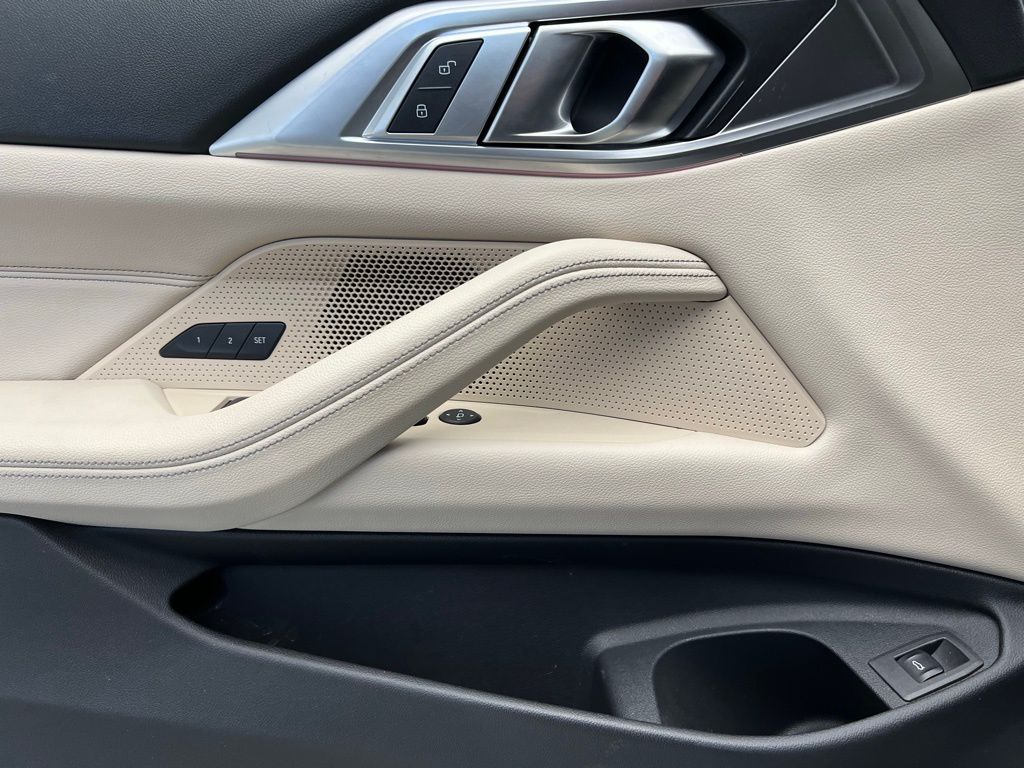 Thumbnail: 2021 BMW 4 Series - 26