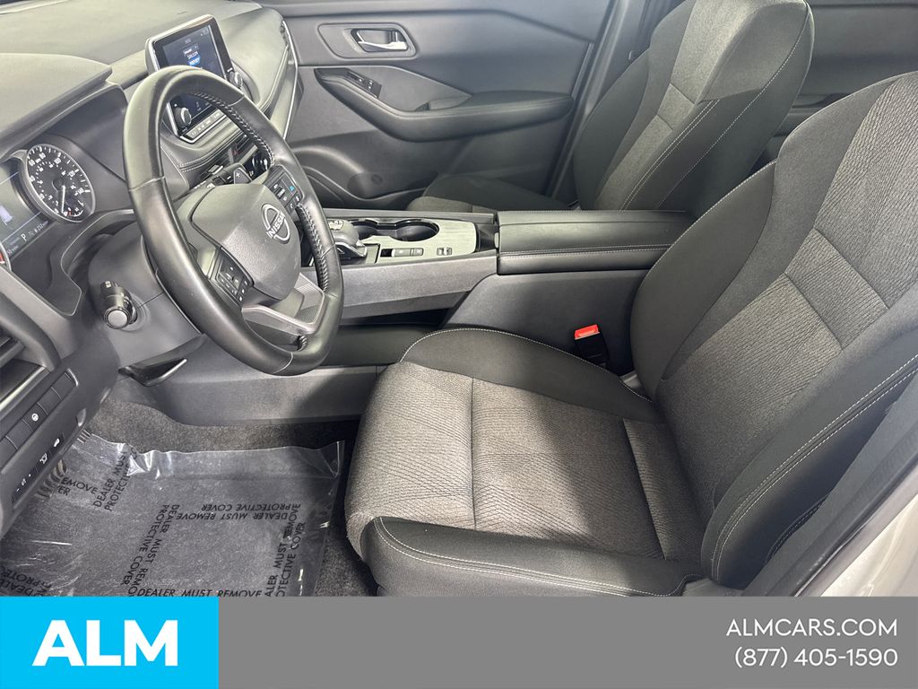 Used 2025 Silver Nissan SV image 12