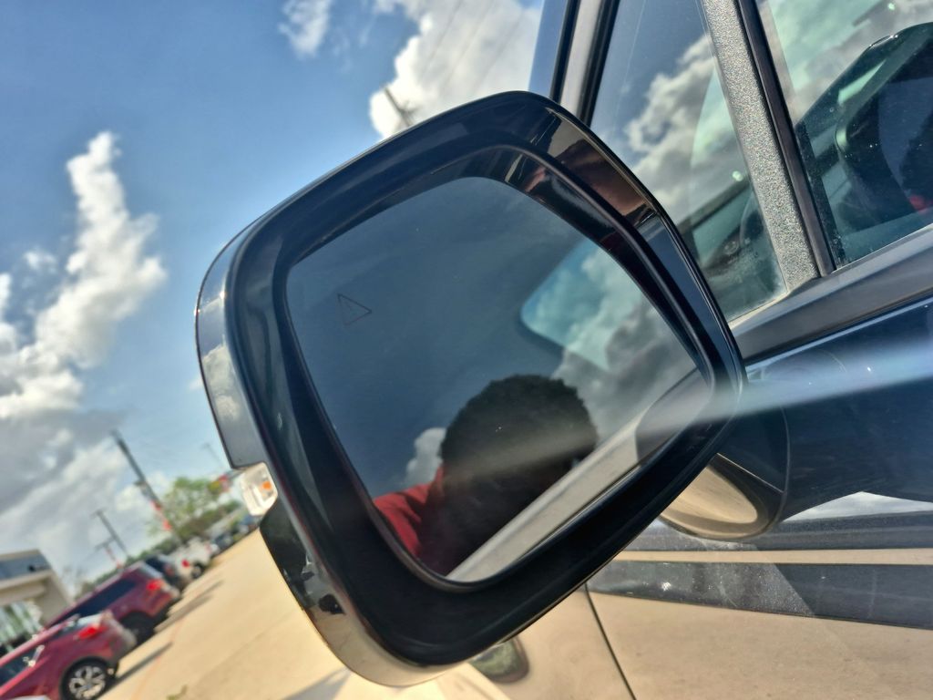2022 Kia Carnival LXS Gray at Shottenkirk Kia Fort Bend