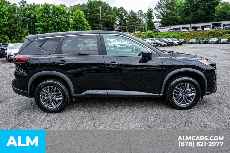 Used 2024 Black Nissan S image 9