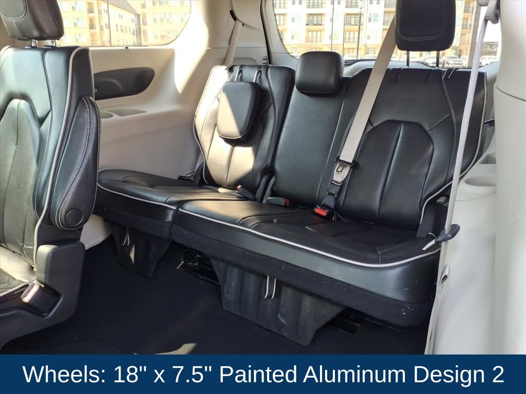 ChryslerPacifica24