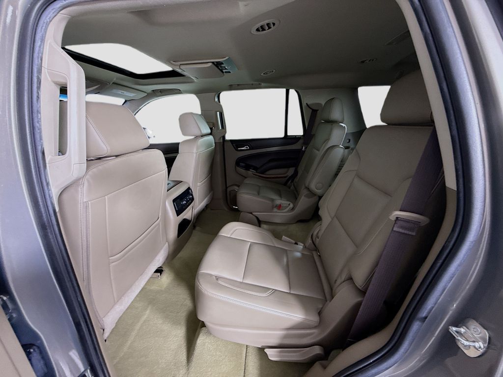 Thumbnail: 2017 Chevrolet Tahoe - 21