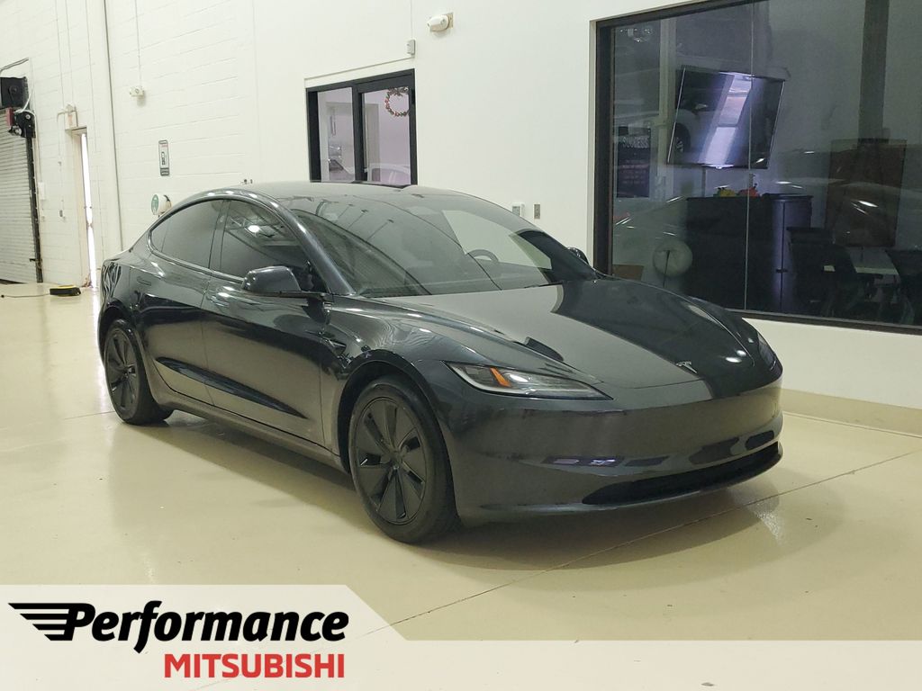 2025 Tesla Model 3 Gris Sedán Tracción trasera 1 velocidad Automática
