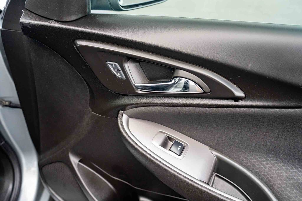 Used Car 2025 Chevrolet Malibu  Lt For Sale Under $25,000 In Austin, Texas
