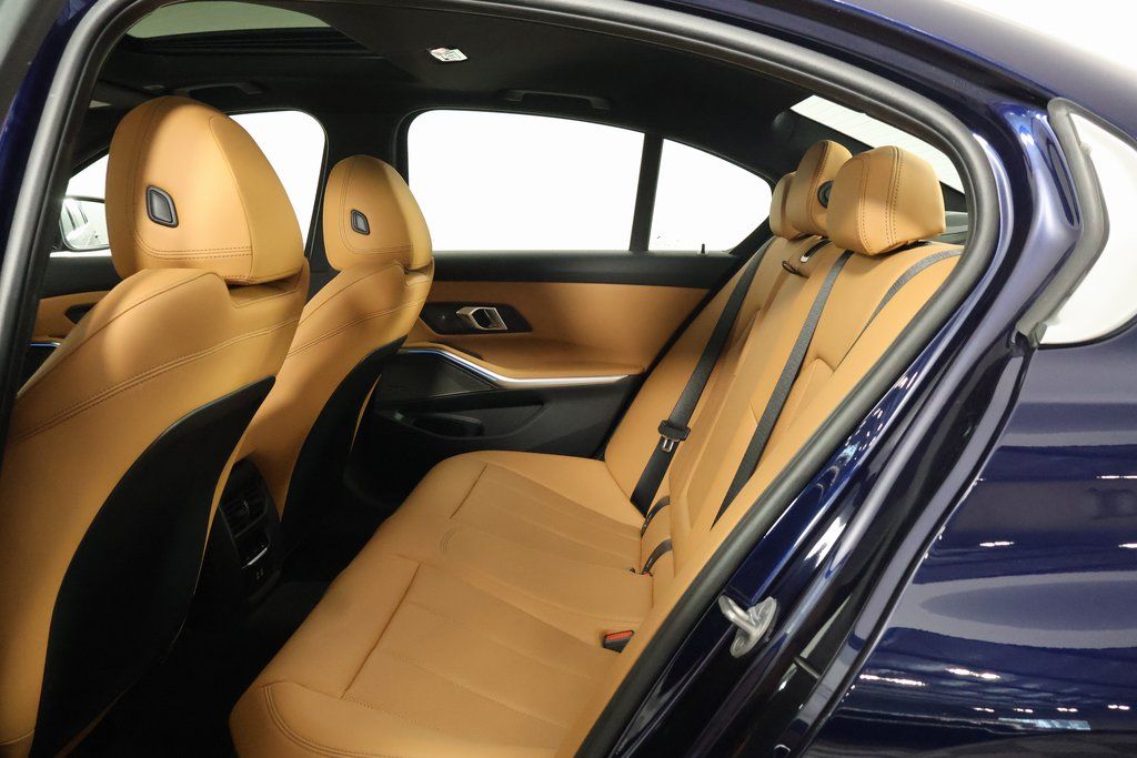 Thumbnail: 2026 BMW 3 Series - 6