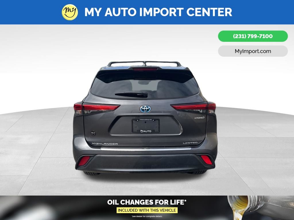 View vehicle photo 6