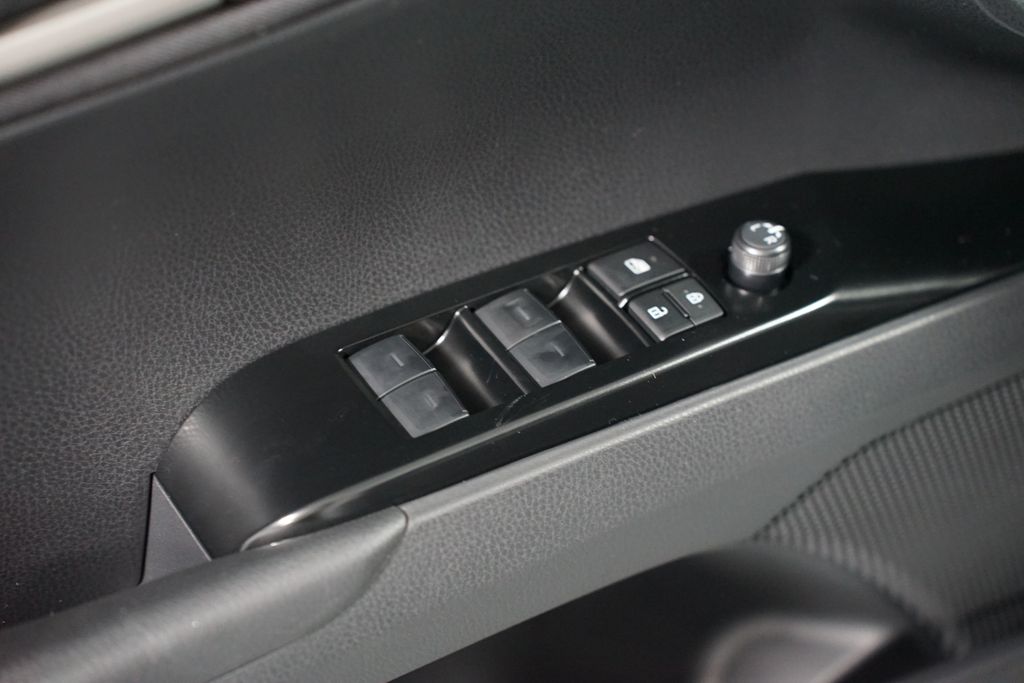 Thumbnail: 2026 Toyota Camry - 31
