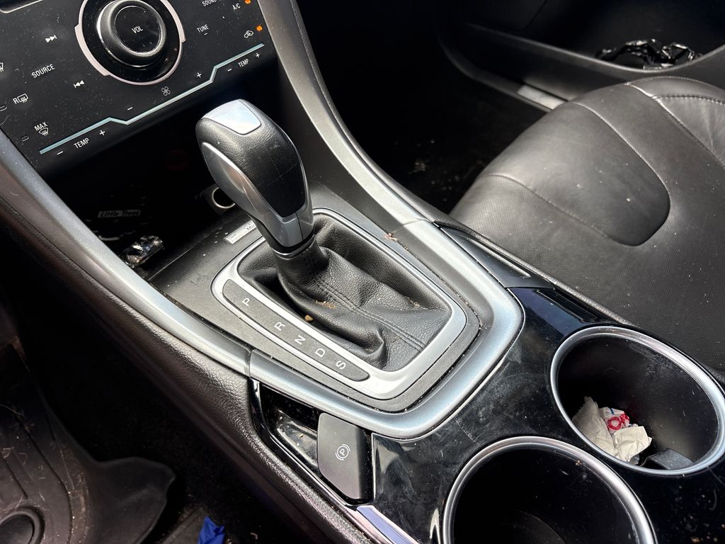 Used 2013 Silver Ford Titanium image 27